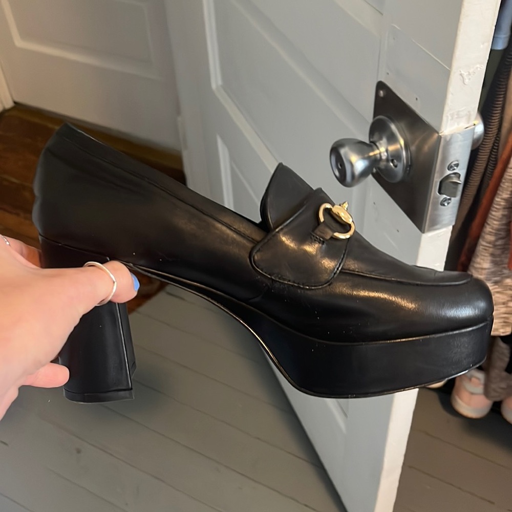 Steve Madden heeled loafer real leather